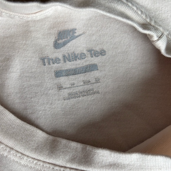 Nike Sportswear Classic Women's T-Shirt Natural Nude Size XS SET OF 2 - Picture 8 of 15